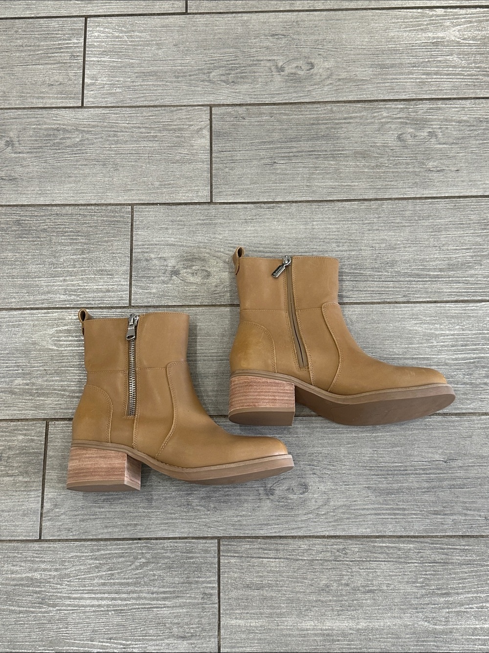 Blondo Carmine Waterproof Leather Booties‎ NWT! - Picture 10 of 13
